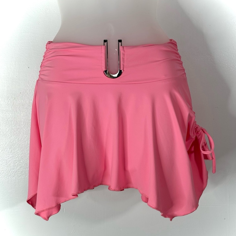 The Kript pink ruched asymmetrical metal hardware mini skirt